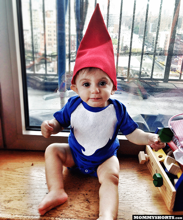Baby Halloween Costumes So Simple, Your Baby Doesn't Even Know