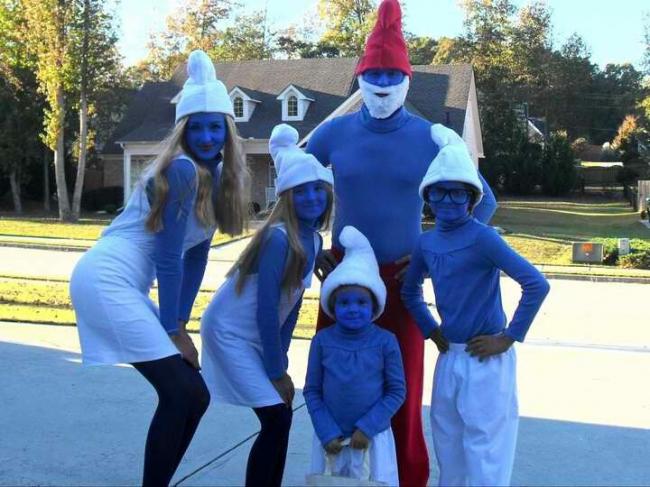 36 Awesome Family Costumes Guaranteed to Win your Halloween Costume Contest